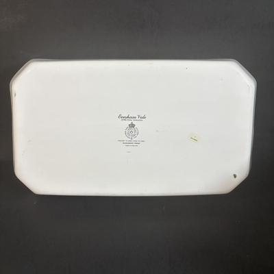 LOT 370: Evesham Vale 1986 Royal Dorchester Casserole Dish, Arden 1974 Royal Dorchester Toothpick Holder & Tray, Mikasa South Seas...