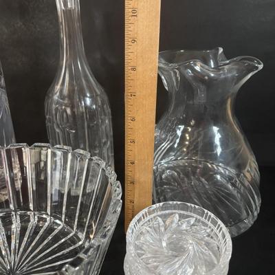 LOT 371: Elegant Crystal Collection