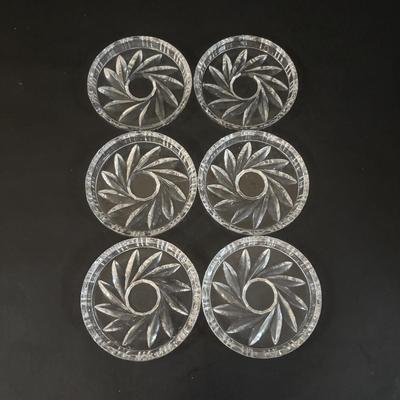 LOT 371: Elegant Crystal Collection