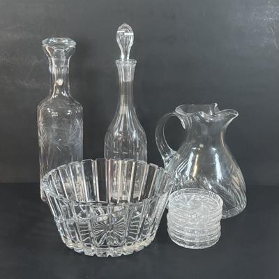 LOT 371: Elegant Crystal Collection