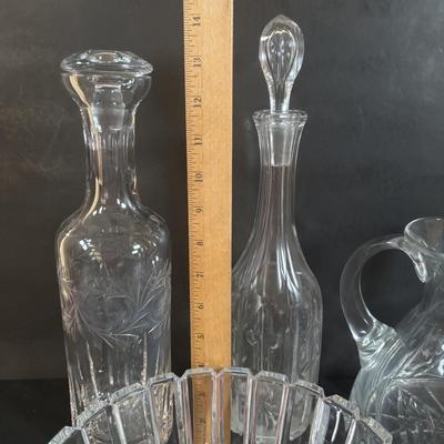 LOT 371: Elegant Crystal Collection