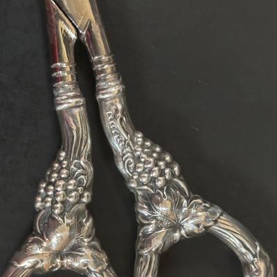 LOT 373: Grape Scissors w/Sterling Silver Handles