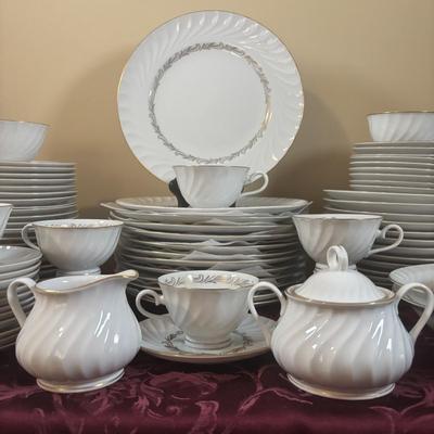 LOT 374: Royal Jackson China Set