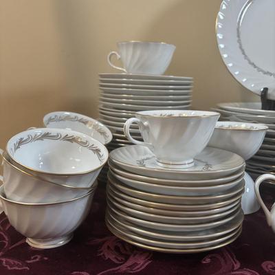 LOT 374: Royal Jackson China Set