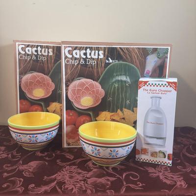 LOT 375: Treasure Craft Cactus Chip & Dip Sets, 222 Fifth Pico De Gallo-Bright Bowls & The Euro Chopper