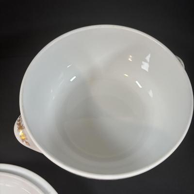 LOT 377: Royal Worcester 1988 Arcadia Serving Bowl & Covered Bowl