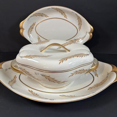 LOT 378: Meito Norleans Courtly China, Made in Occupied Japan