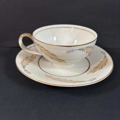 LOT 378: Meito Norleans Courtly China, Made in Occupied Japan