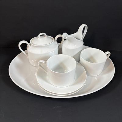 LOT 379: Mikasa L5424 Zephyr White Tea/Coffee Cups, Saucers, Creamer/Sugar