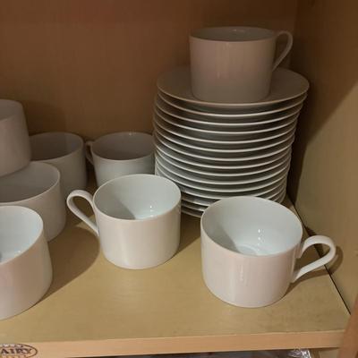 LOT 379: Mikasa L5424 Zephyr White Tea/Coffee Cups, Saucers, Creamer/Sugar