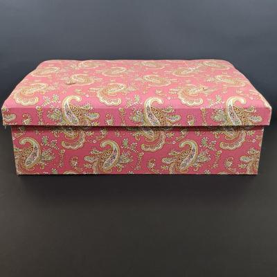 LOT 435: Vintage 1978 REO Meow Straw House Trinket Boxes with Storage Boxes