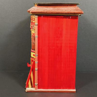 LOT 435: Vintage 1978 REO Meow Straw House Trinket Boxes with Storage Boxes