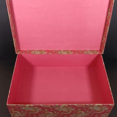 LOT 435: Vintage 1978 REO Meow Straw House Trinket Boxes with Storage Boxes