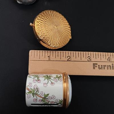 LOT 437: Vintage Estee Lauder Mini Compact and Cameo Pillbox with Wasa Solingen Scissors, Carlsbad Trinket Dish & More