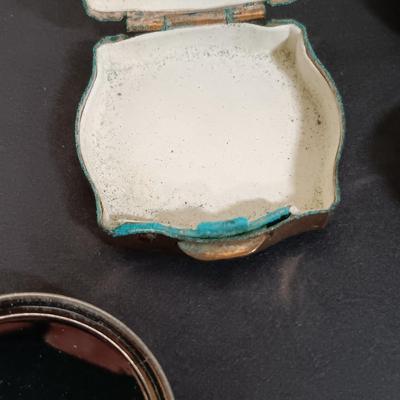 LOT 437: Vintage Estee Lauder Mini Compact and Cameo Pillbox with Wasa Solingen Scissors, Carlsbad Trinket Dish & More