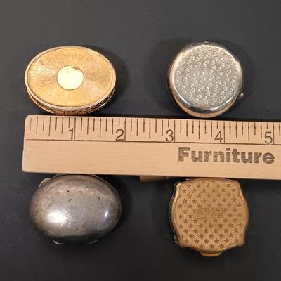 LOT 437: Vintage Estee Lauder Mini Compact and Cameo Pillbox with Wasa Solingen Scissors, Carlsbad Trinket Dish & More