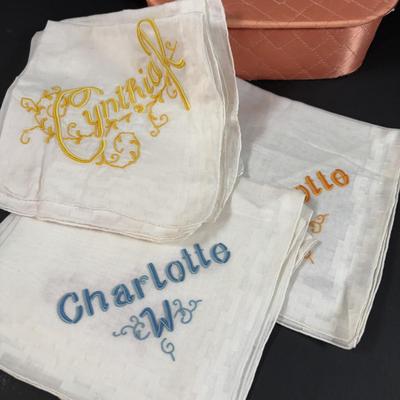 LOT 459: Vintage Ladies Handkerchiefs, Gloves, Fans & Quilted Handkerchief & Glove Boxes