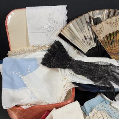 LOT 459: Vintage Ladies Handkerchiefs, Gloves, Fans & Quilted Handkerchief & Glove Boxes
