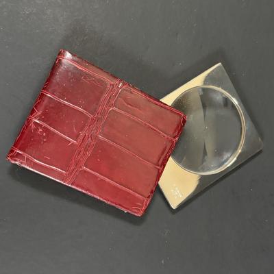 LOT 460: Ladies Gloves, Coin Purses, Bookmarkers, Eschenbach Optik Magnifying Glass, Vintage Fabric Glove Valet/Keeper in a Floral...