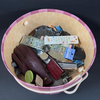 LOT 460: Ladies Gloves, Coin Purses, Bookmarkers, Eschenbach Optik Magnifying Glass, Vintage Fabric Glove Valet/Keeper in a Floral...