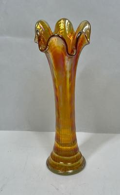 Fenton Carnival Iridescent Glass Marigold Morning Glory Vase 9‘