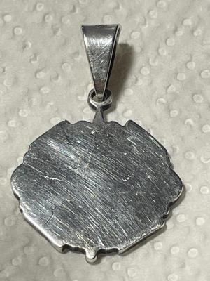 Vintage Preowned Sterling Silver .925 Mexico Aztec Calendar Pendant/Charm as Pictured. FREE DOMESTIC SHIPPING.