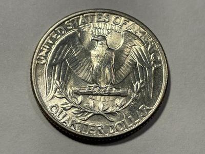 1932-P AU 58 CONDITION WASHINGTON SILVER QUARTER AS PICTURED. FREE DOMESTIC SHIPPING.