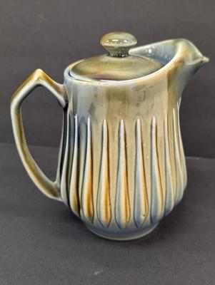 Sale Photo Thumbnail #435: Glazed Made In Ireland Porcelain Wade Pitcher With Handle