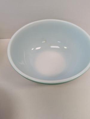 Vintage Pyrex Mixing Bowls