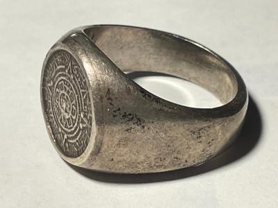 Vintage Preowned Solid Sterling Silver Mexican Aztec/Sun Dial Ring Size 9.75 as Pictured. FREE DOMESTIC SHIPPING.