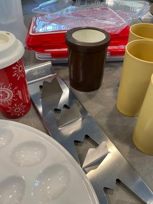 New Tupperware & kitchen variety