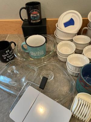 Lots of great kitchen things!