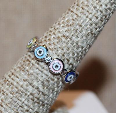 Size 7 Infinity Style Ring with Colored "Bullitt" Circles on a Silver Tone Band (2.6g)