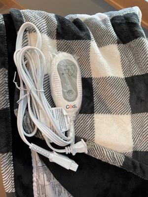 Electric throw blanket & white afghan