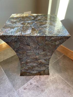 Mosaic-look table
