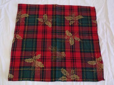 Holiday cloth table napkins