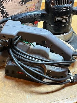 LOT 93B: Power Tool Lot - Sanders - Craftsman, Skil
