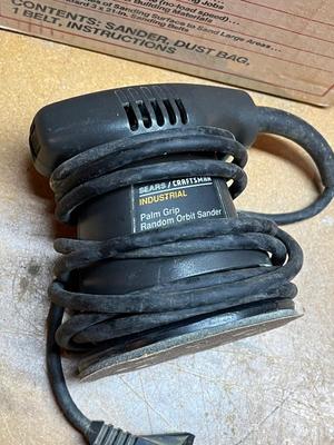LOT 93B: Power Tool Lot - Sanders - Craftsman, Skil