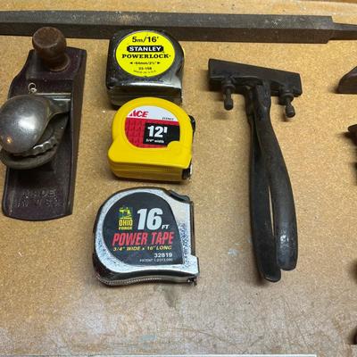 LOT 97B: Big Lot of Hand Tools