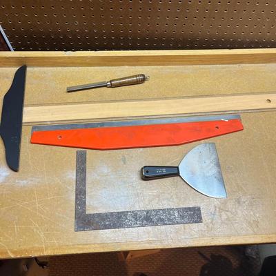 LOT 97B: Big Lot of Hand Tools