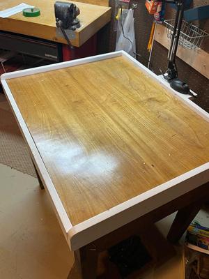 LOT 100B: Workbench with Light and Shop Stool