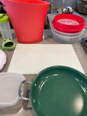 Variety of kitchen items