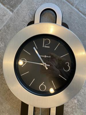 Howard Miller clock