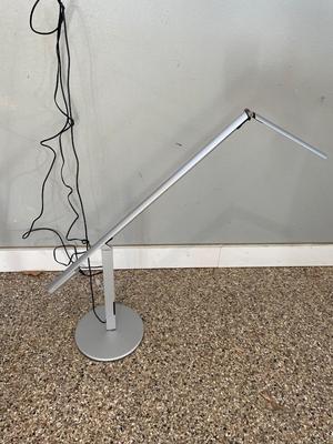 Koncept LED table lamp- needs bulb