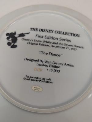 Disney's Snow White & The Seven Dwarfs Plates