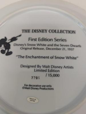 Disney's Snow White & The Seven Dwarfs Plates