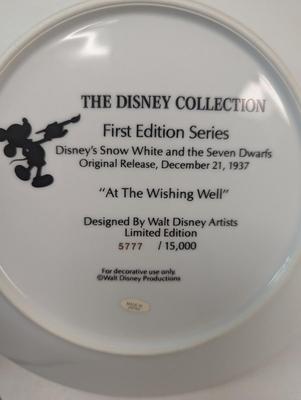 Disney's Snow White & The Seven Dwarfs Plates