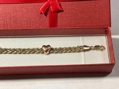VINTAGE 14k PREOWNED HARDLY WORN 7.25" HEART DOUBLE ROPE BRACELET 4.4 (DWT) PENNYWEIGHTS TW IN VG CONDITION AS PICTURED.