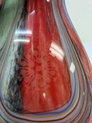 Sale Photo Thumbnail #964: Vase does have a very tiny chip on the bottom