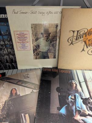 Vintage Records Paul Simon Neil Diamond Tom Jones & Other Artist Lot 1
